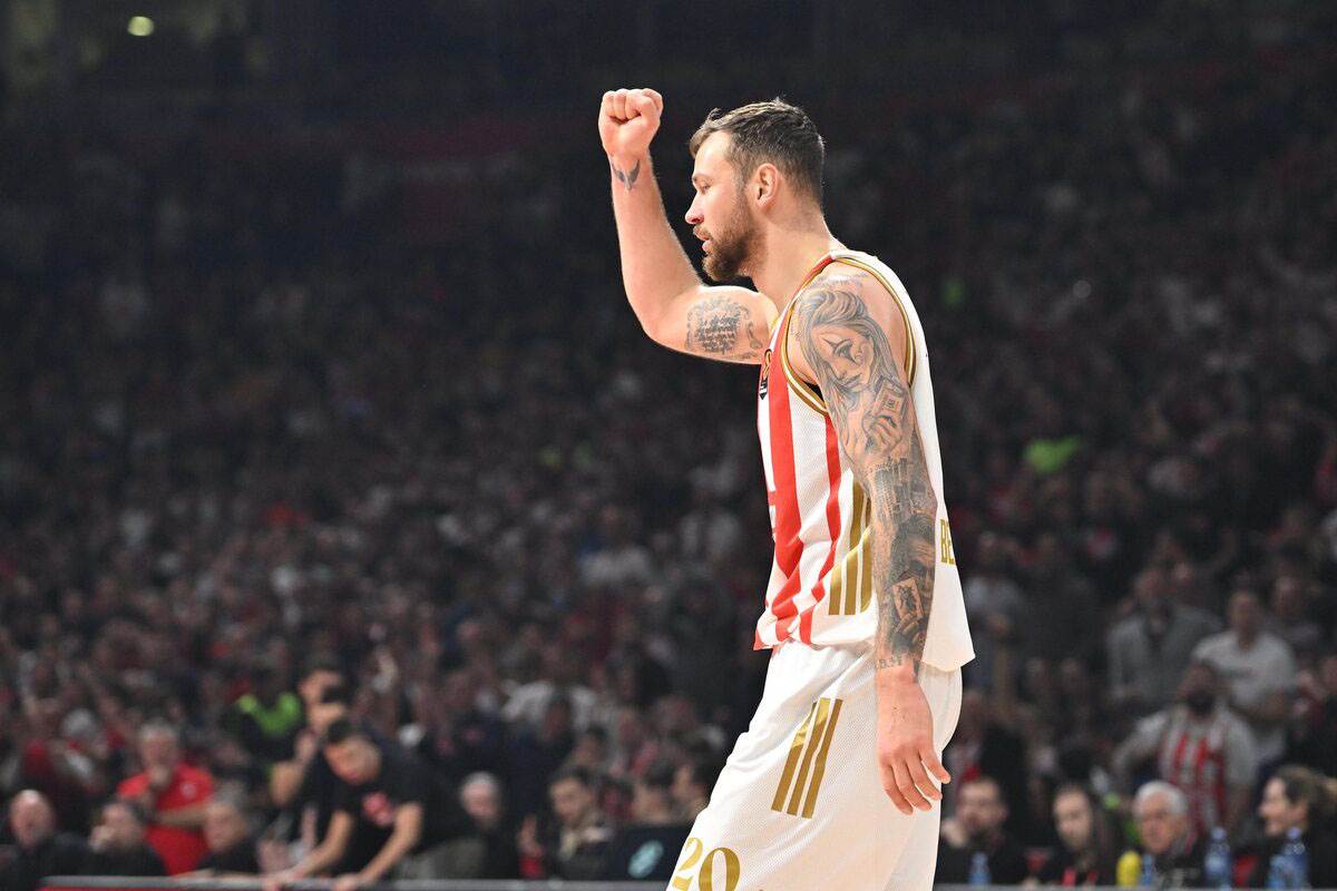 Crvena zvezda Olimpijakos  (8).jpg