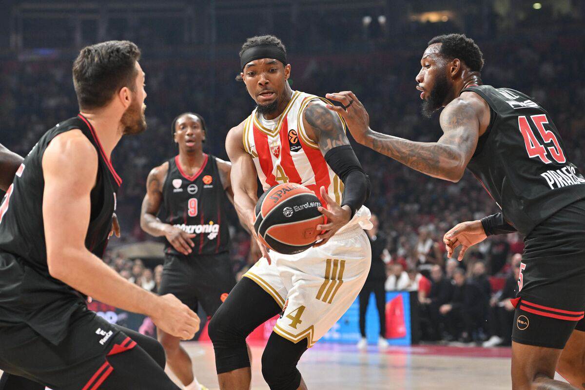 Crvena zvezda Olimpijakos  (11).jpg