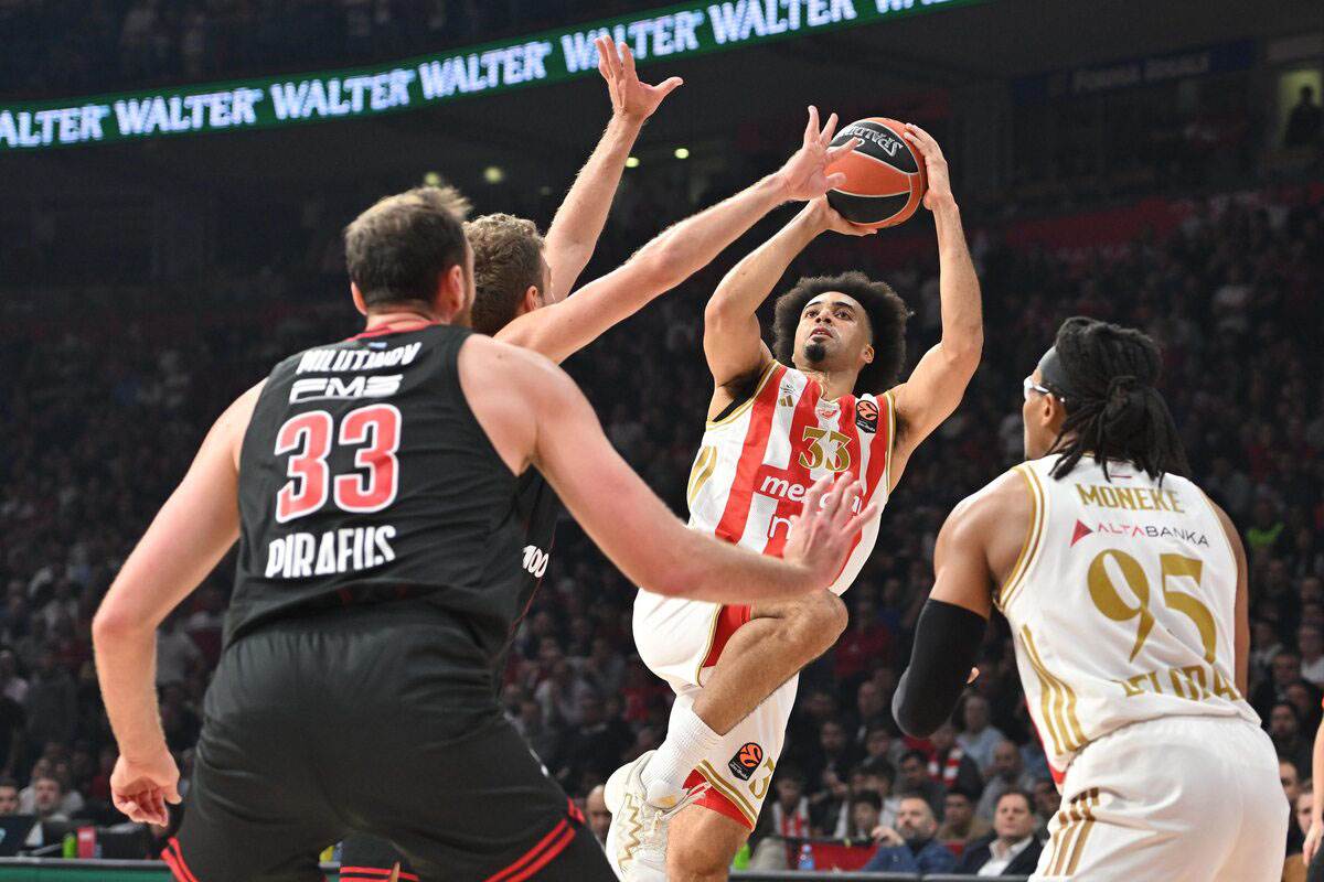 Crvena zvezda Olimpijakos  (28).jpg