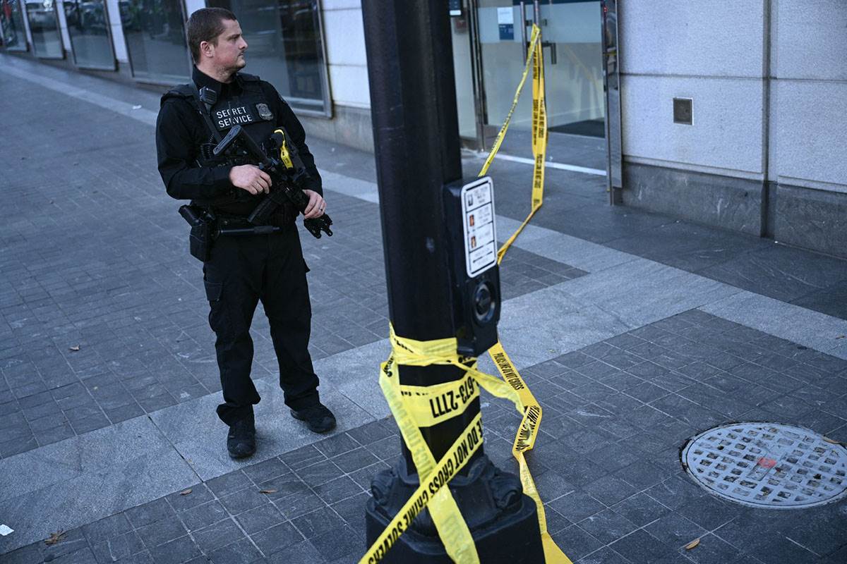 Pucnjava kod Bele kuće (7).jpg