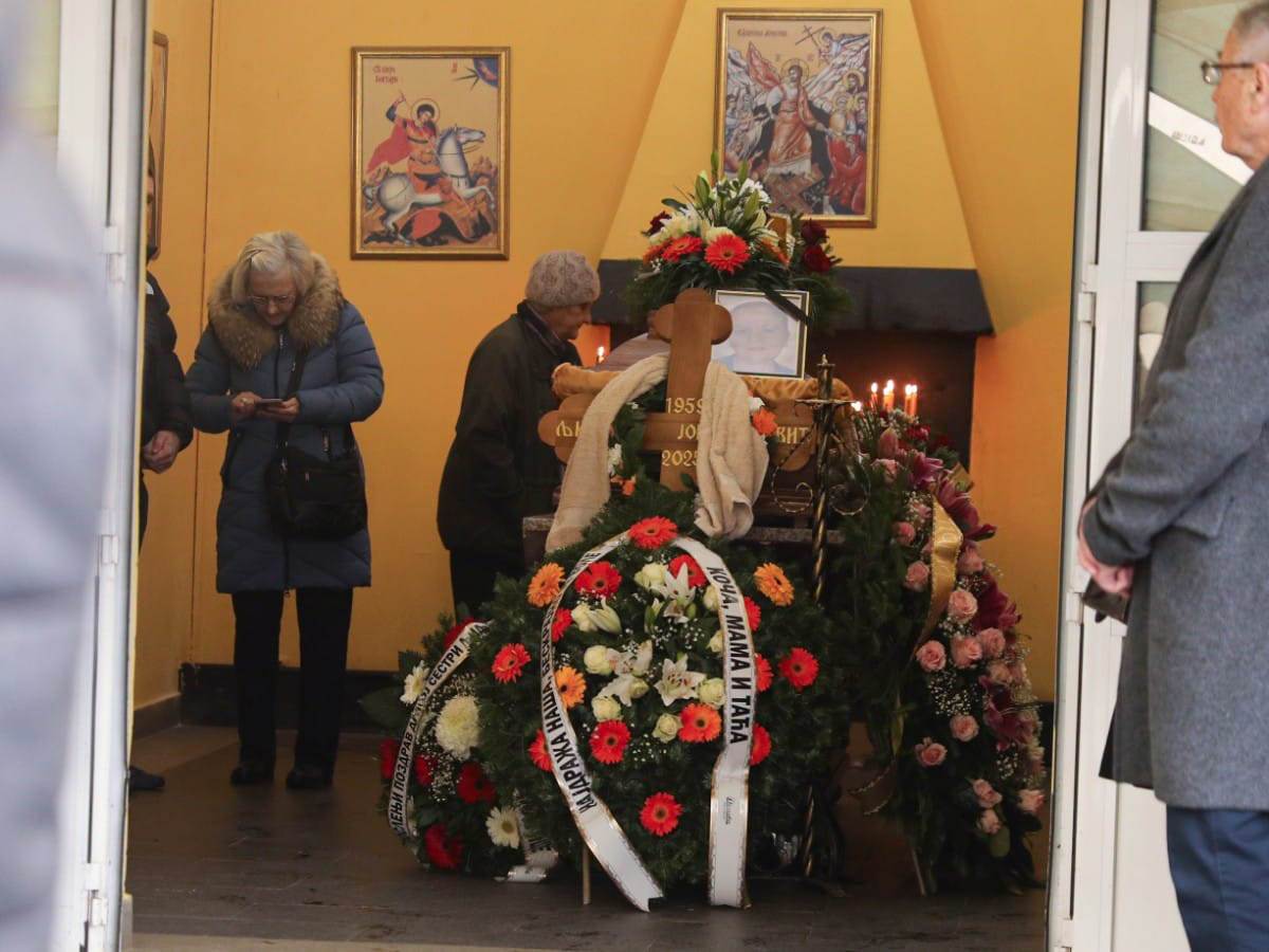 Sahrana Ljiljane Jorgovanović u Požarevcu (5) copy.jpg