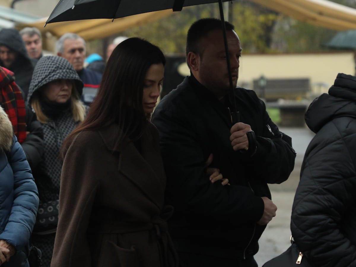 sahrana Ljiljane Jorgovanović (3) copy.jpg