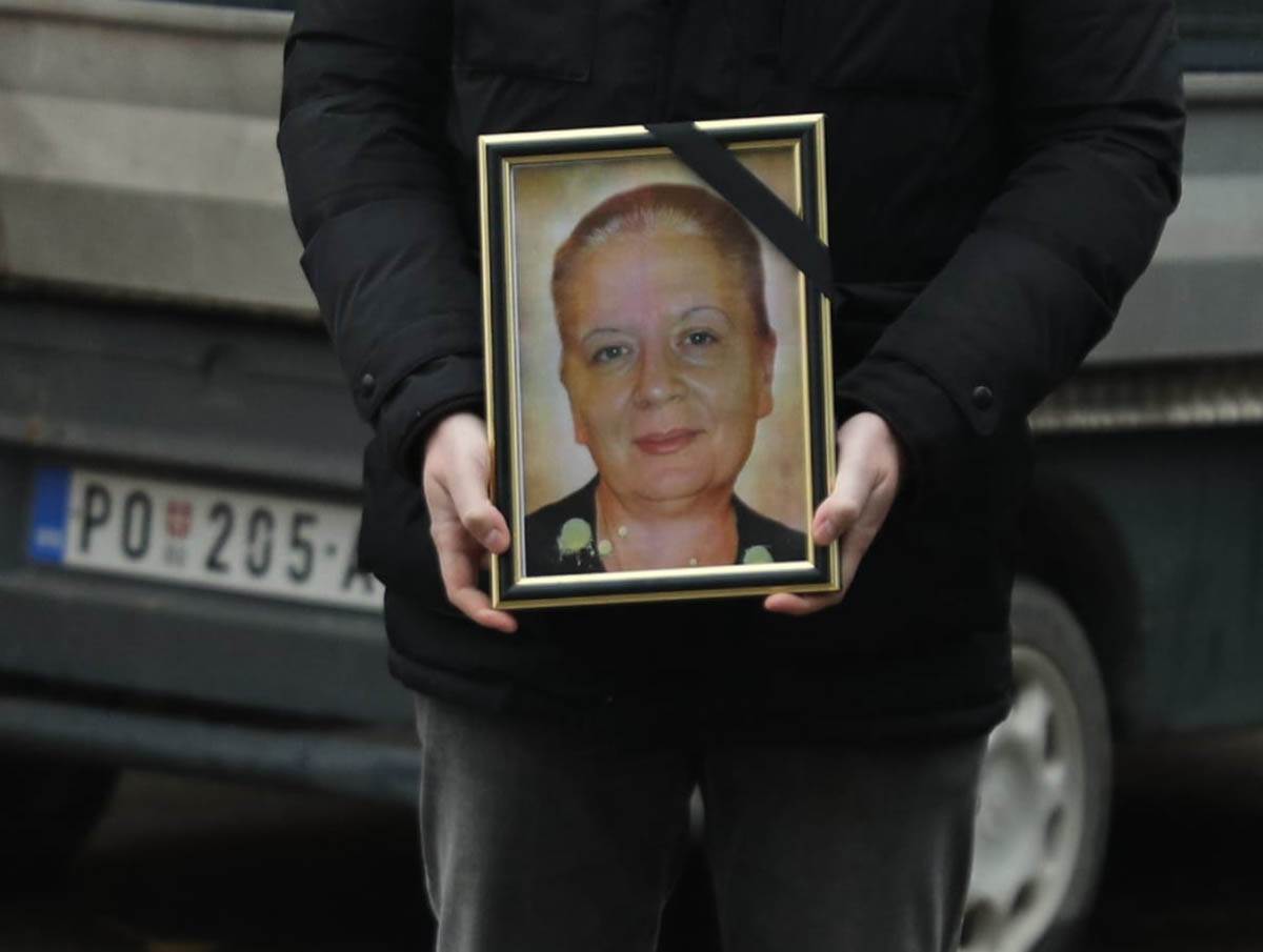 sahrana Ljiljane Jorgovanović (10) copy.jpg