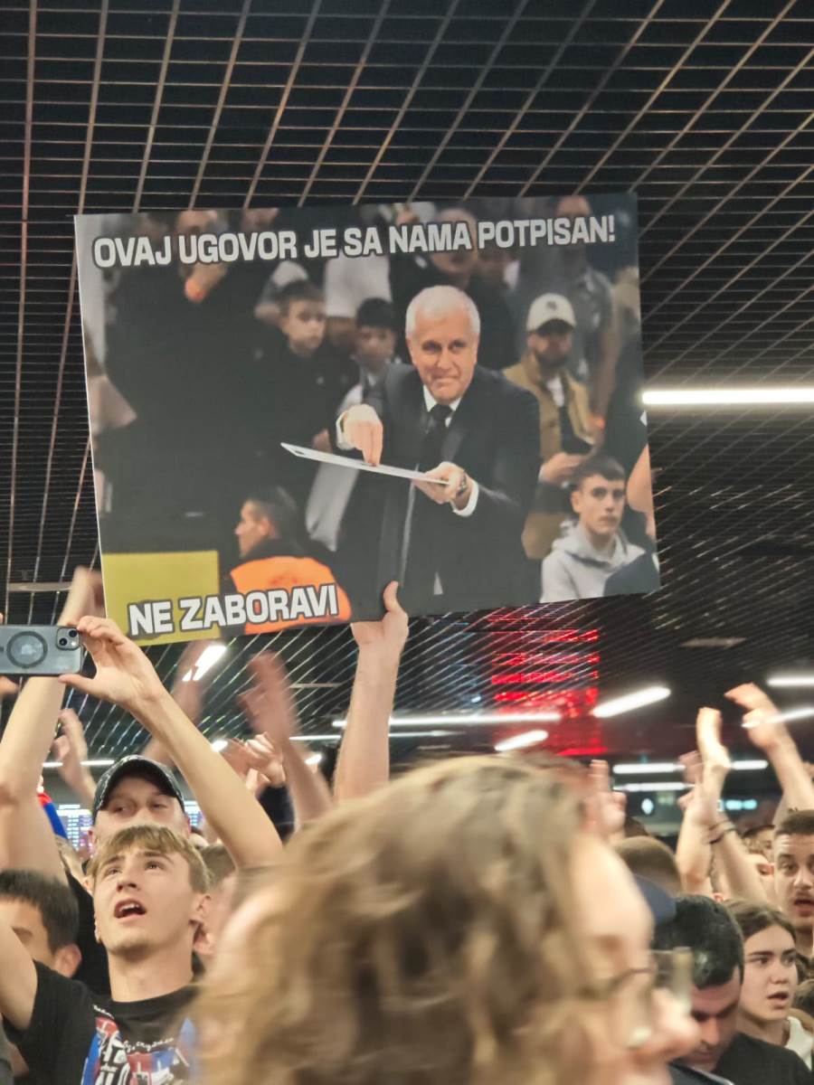 Doček Željka Obradovića.jpg