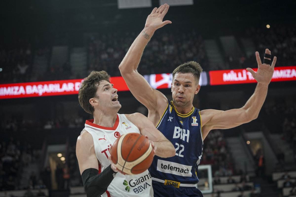Tarik Biberović ide ka košu Bosne i Hercegovine