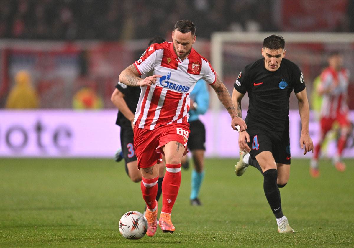 CRVENA ZVEZDA vs FCSB (9).jpg