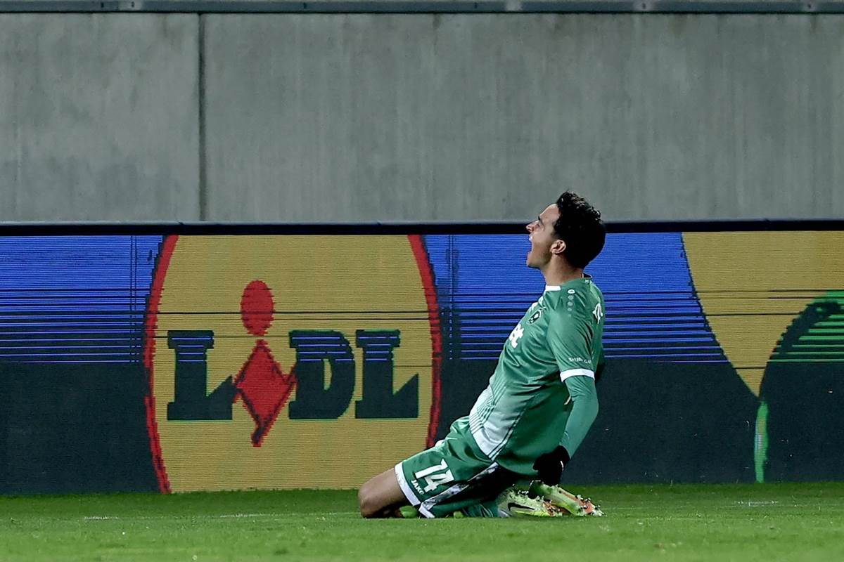 Petar Stanić slavi gol protiv Selte za Ludogorec