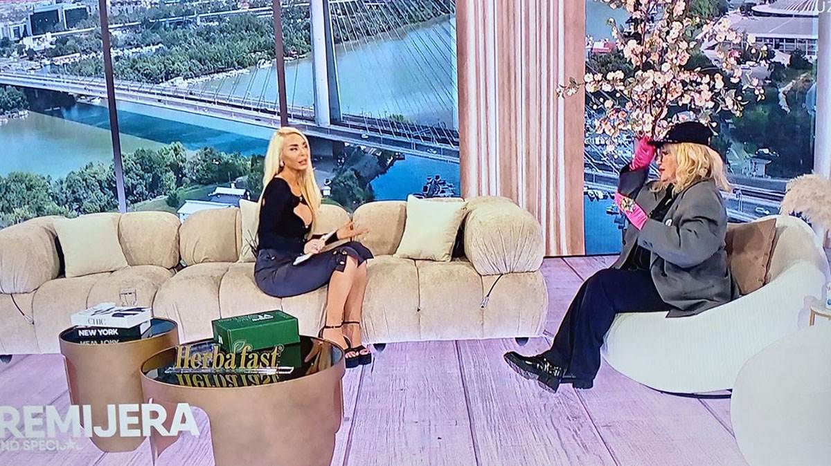 Nada Topčagić (5).jpg