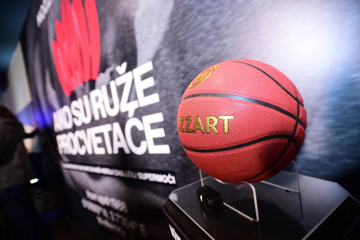 Premijera filma Ako su ruže procvetaće