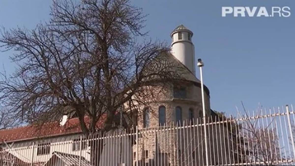 Milan Bosiljčić zamak (6).jpg