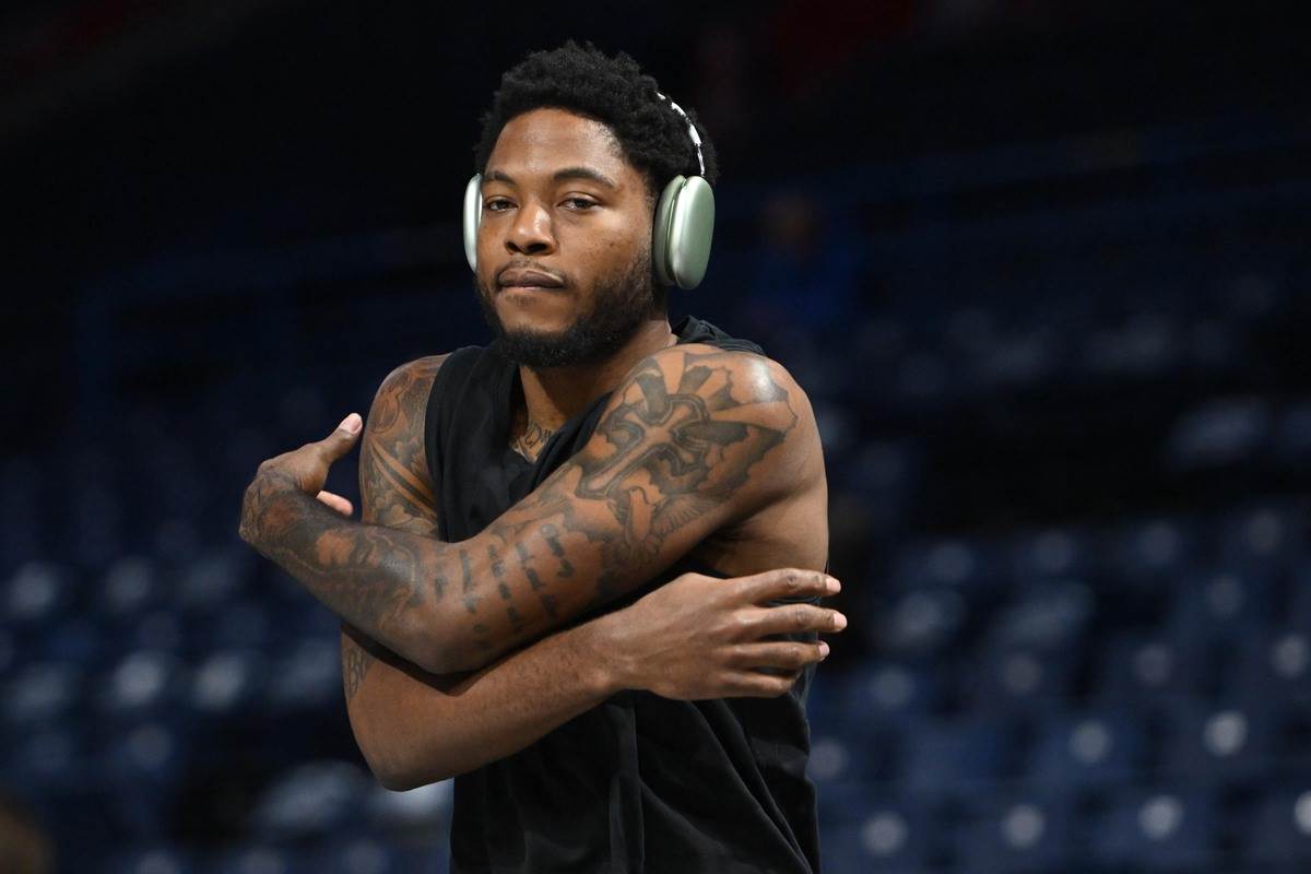 Tajrik Džouns zagrevanje u Partizanu