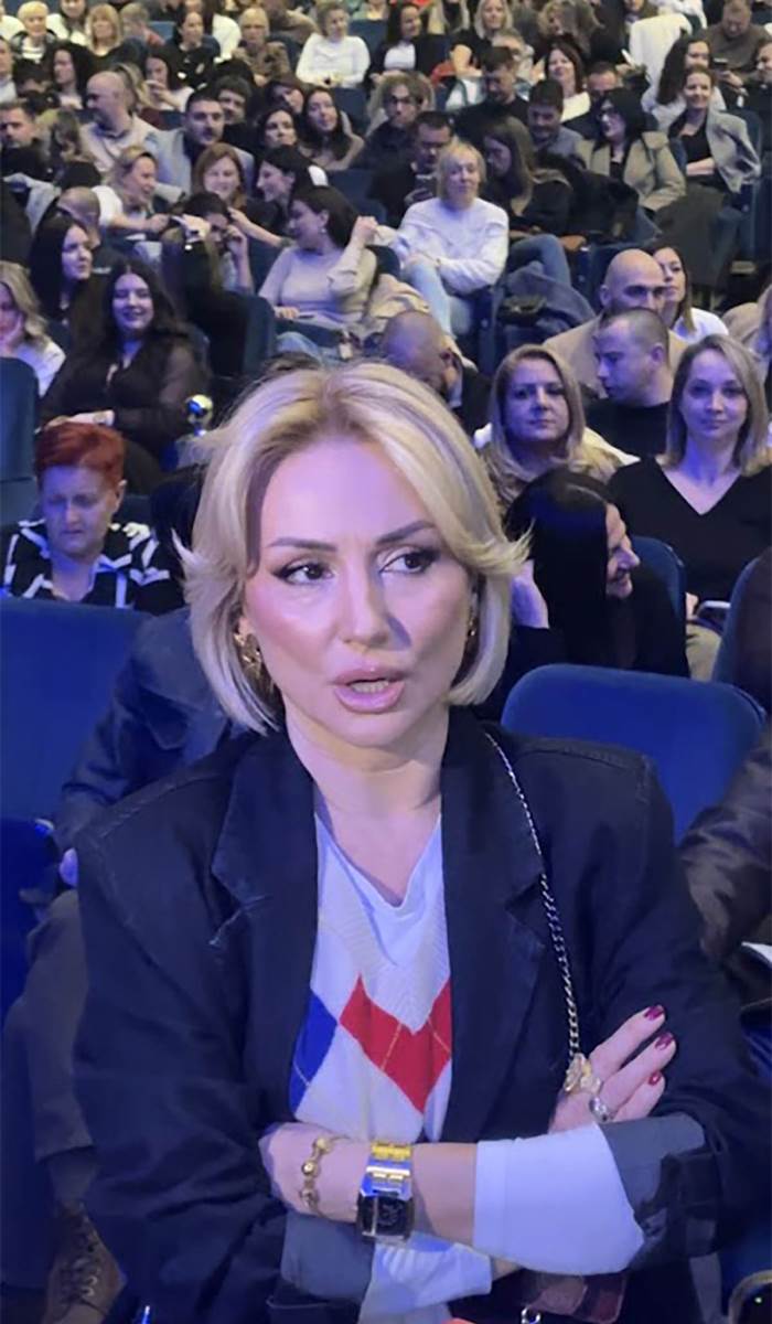 poznati na Knezovom koncertu u Sava Centru (10).jpg