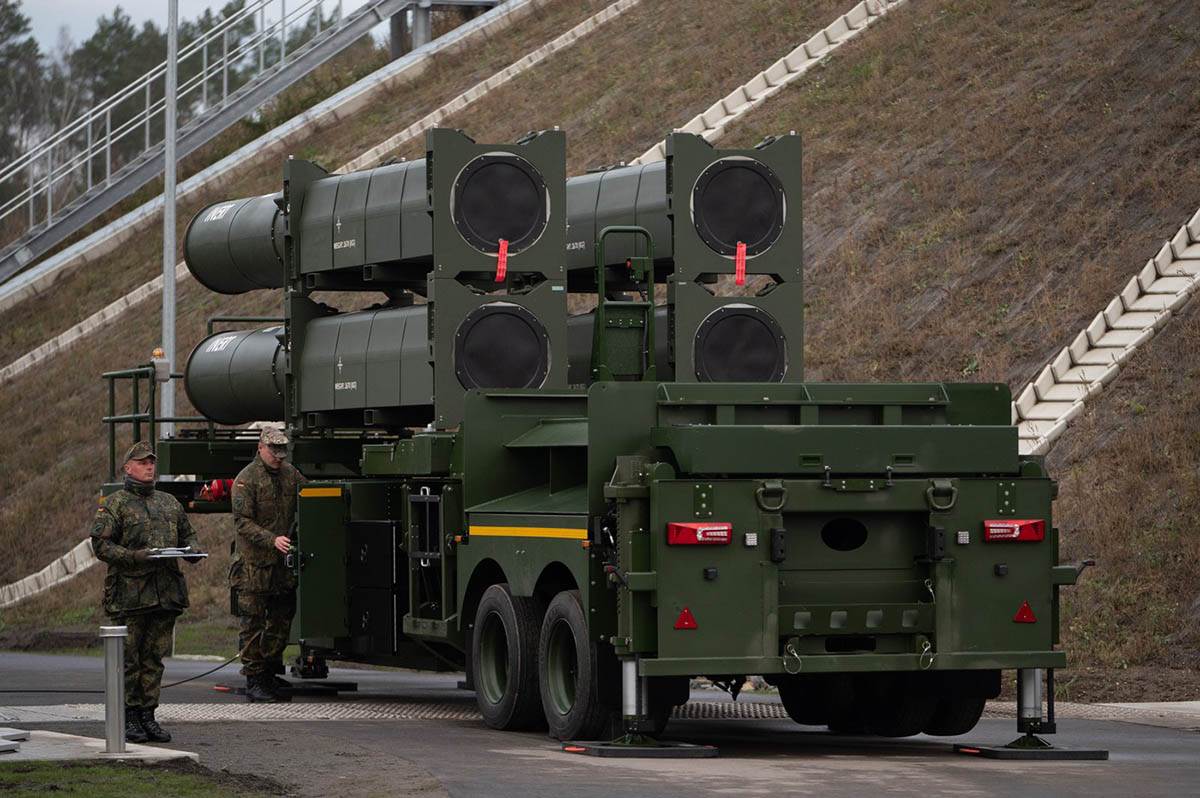 Arrow 3 raketni sistem (1).jpg