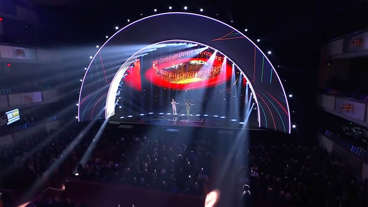 Robi Vilijams i Nikol Šerzinger (10).jpg