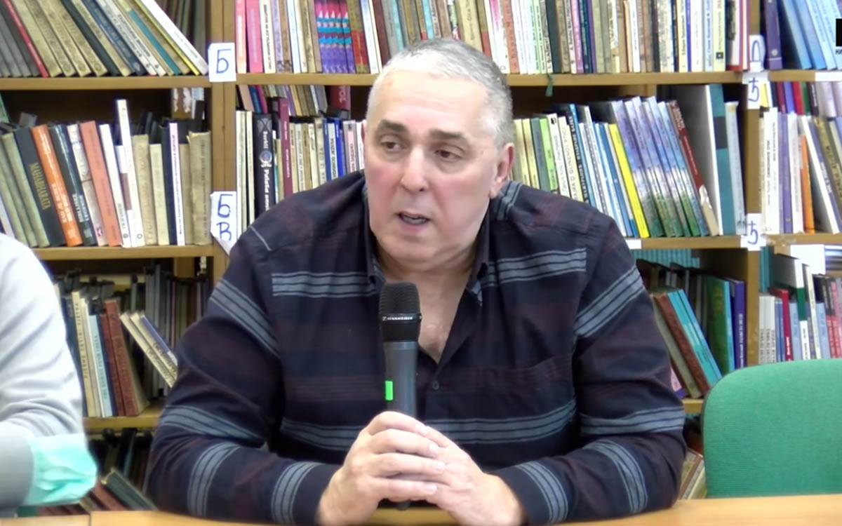 Zoran Kovačević strip umetnik (1) copy.jpg