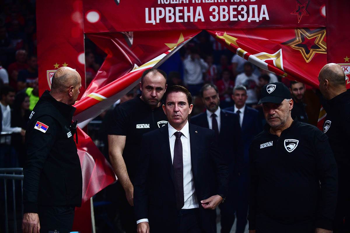 Crvena Zvezda - Barselona (2).jpg