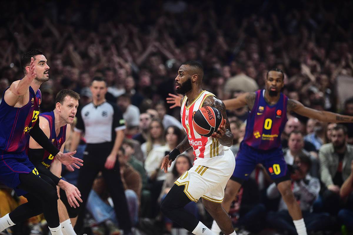 Crvena Zvezda - Barselona (11).jpg