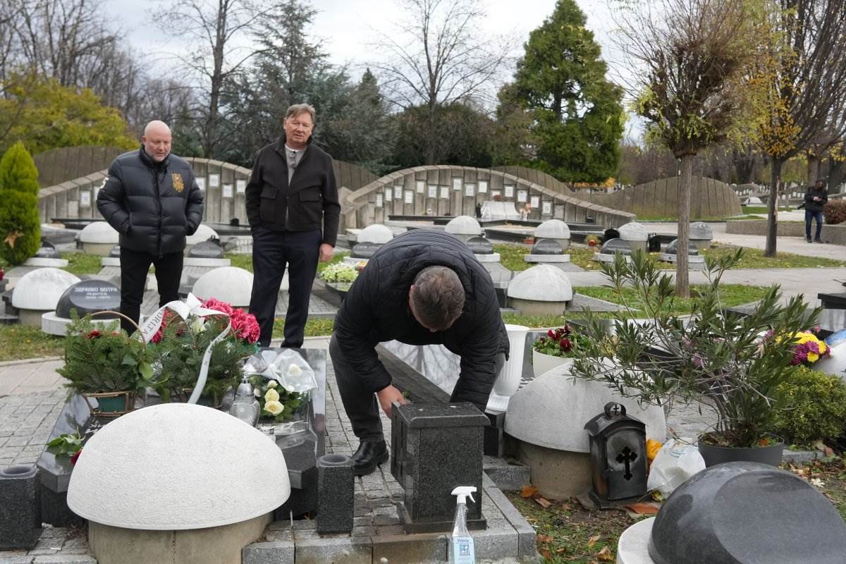 Džej Ramadanovski pomen