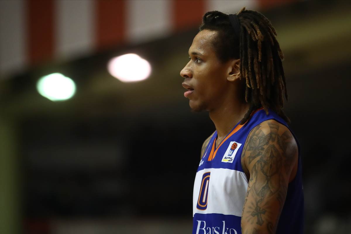 Daron Fats Rasel kao košarkaš Mornara u Srbiji