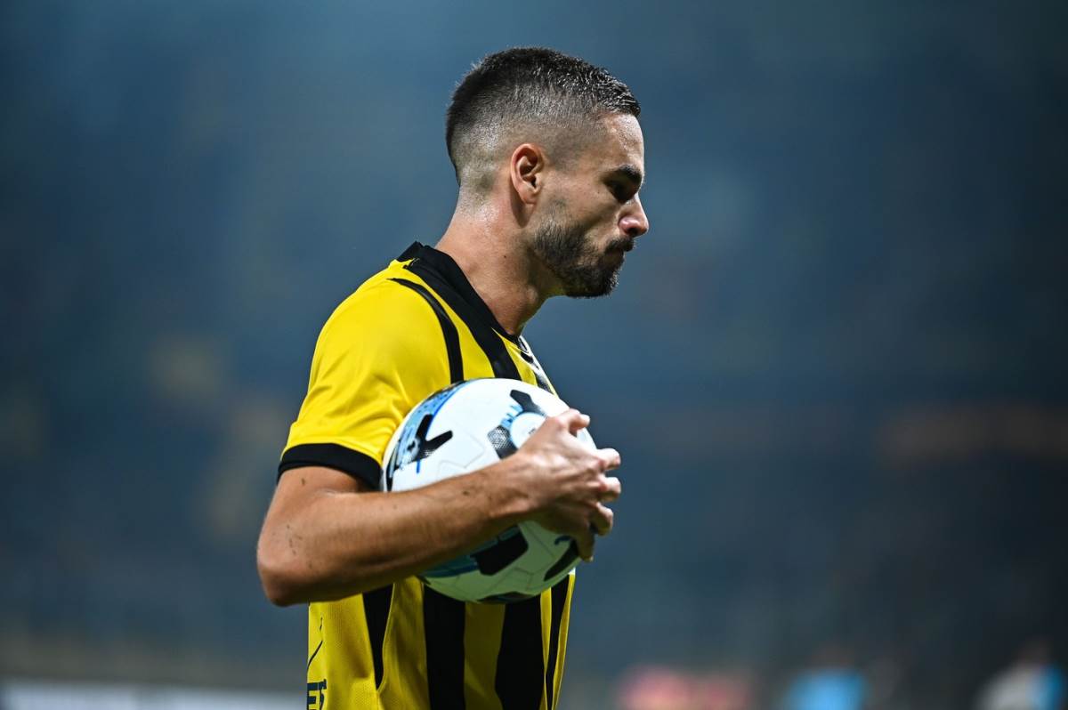 Mijat Gaćinović u dresu AEK Atina