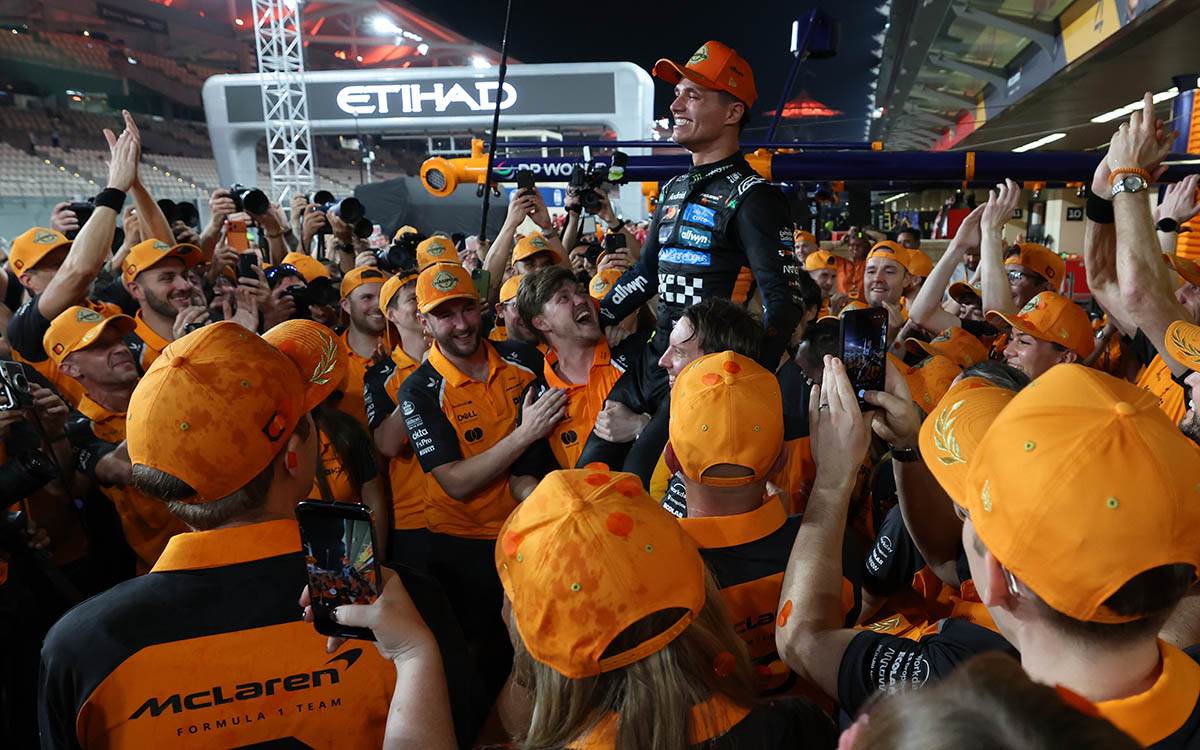 Lando Noris slavi titulu u Formuli 1 (9).jpg