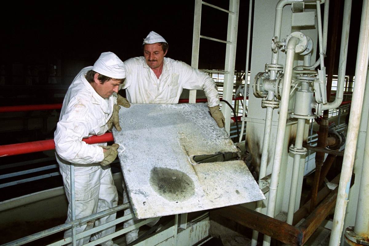 Radovi na četvrtom bloku u Nuklearnoj elektrani Černobilj