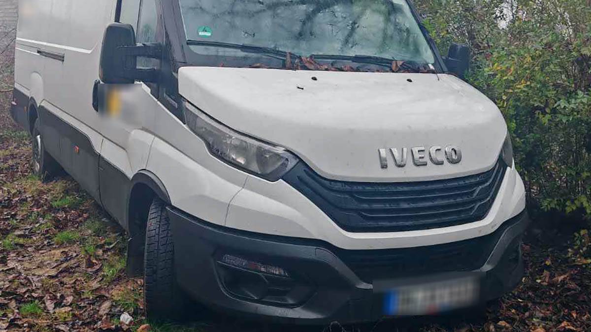 Krađa automobila (3).jpg