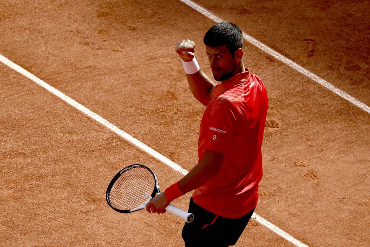 Alkaraz i Đoković na Rolan Garosu 2023 (2).jpg