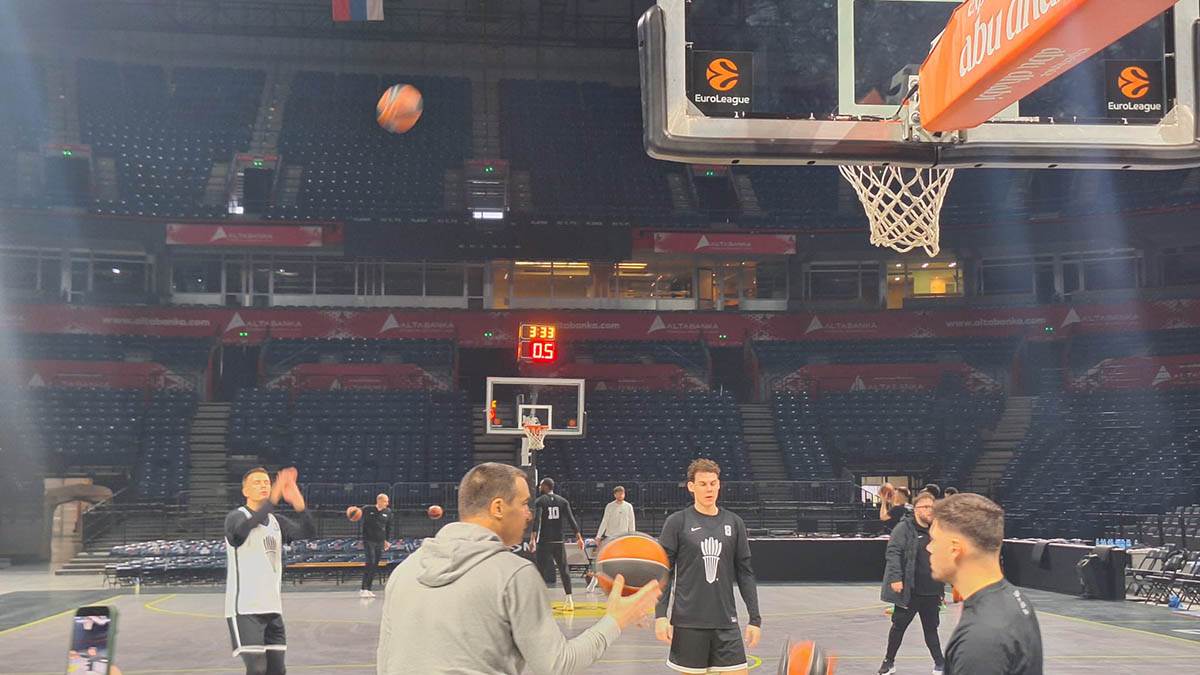 Trening KK Partizan (4).jpg
