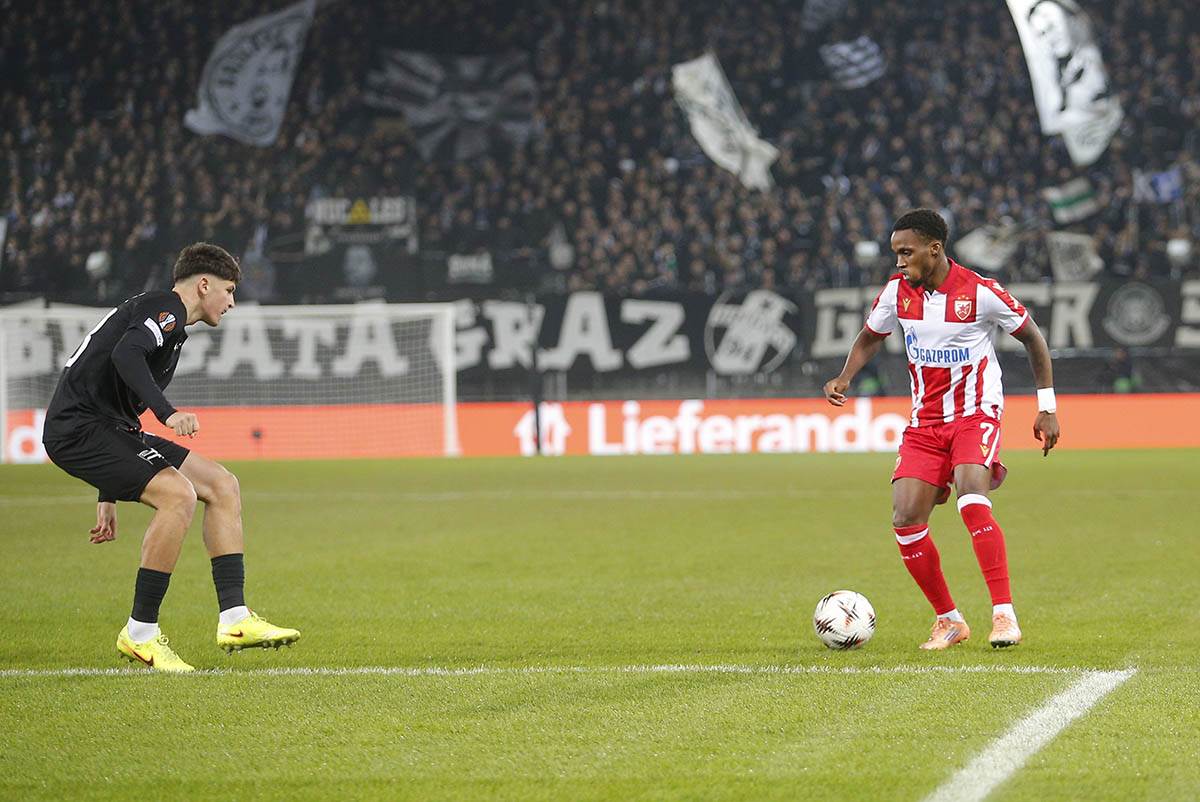 Crvena Zvezda - Šturm Grac (2).jpg