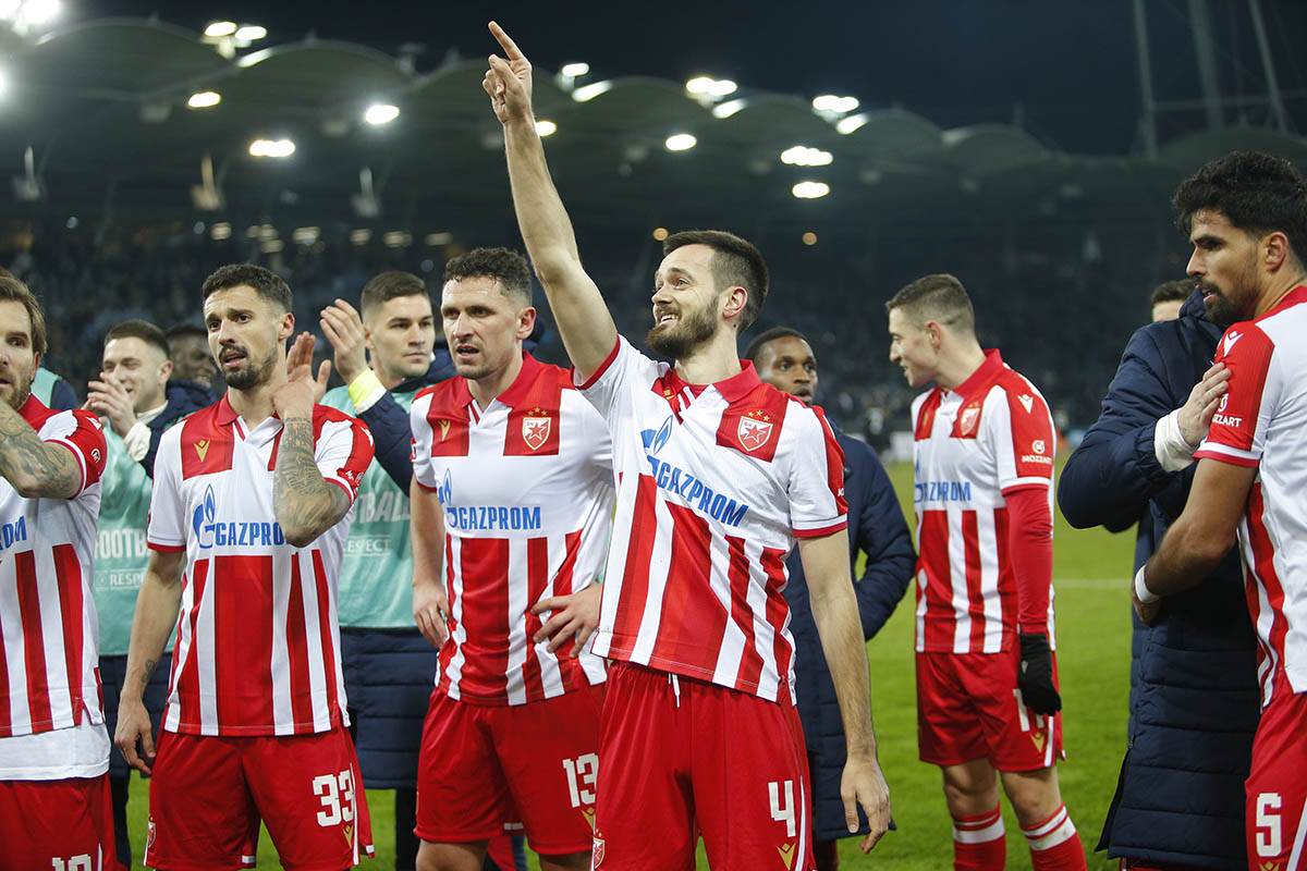 Slavlje fudbalera posle Šturm - Crvena zvezda 5.jpg