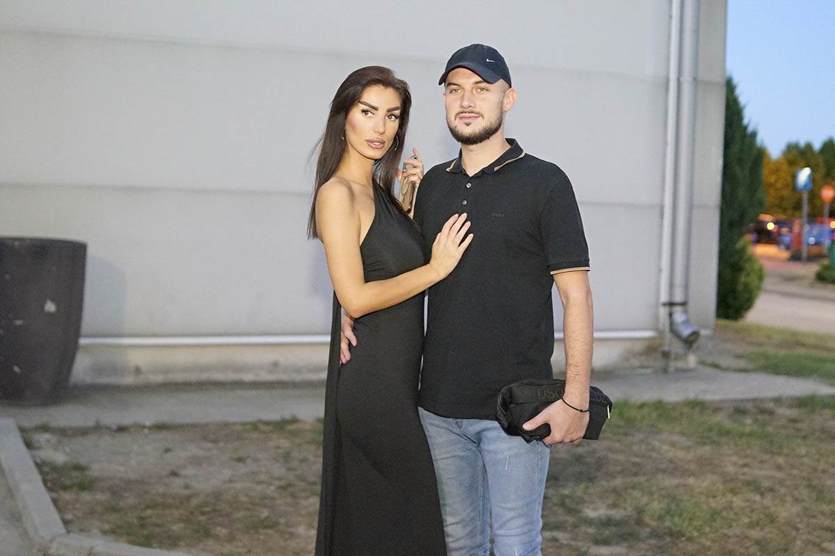 Prokockao 2 stana u Beogradu, u rijalitiju prevario suprugu: Pevač sad raskinuo i sa ljubavnicom pa otvorio dušu