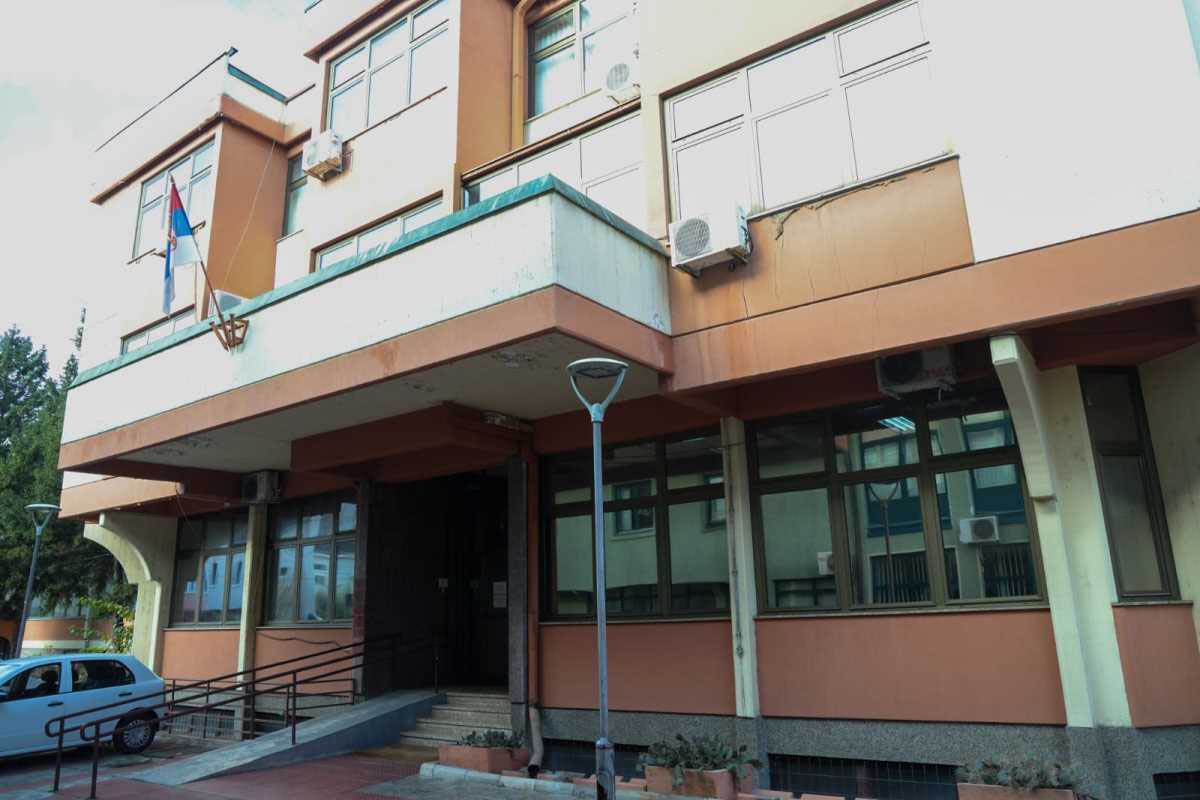 Fotografije advokata i zgrade Višeg suda u Jagodini (1) copy.jpg