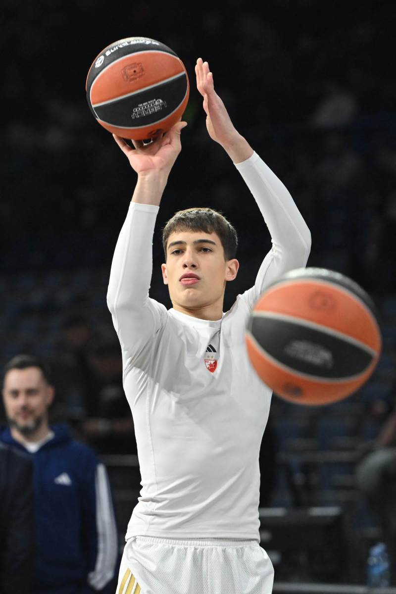 Partizan - Crvena Zvezda (7).jpg