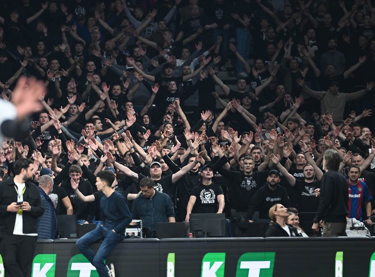 Partizan - Crvena Zvezda (15).jpg