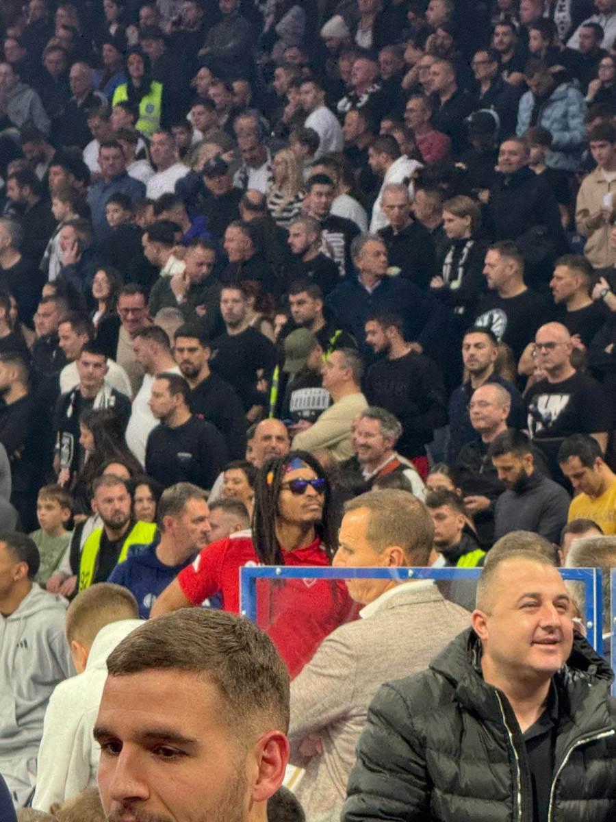 stajling Čime Monekea (3).jpg