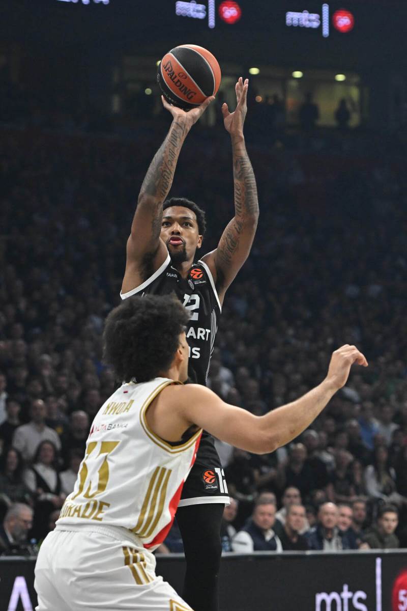 Partizan - Crvena Zvezda (1).jpg