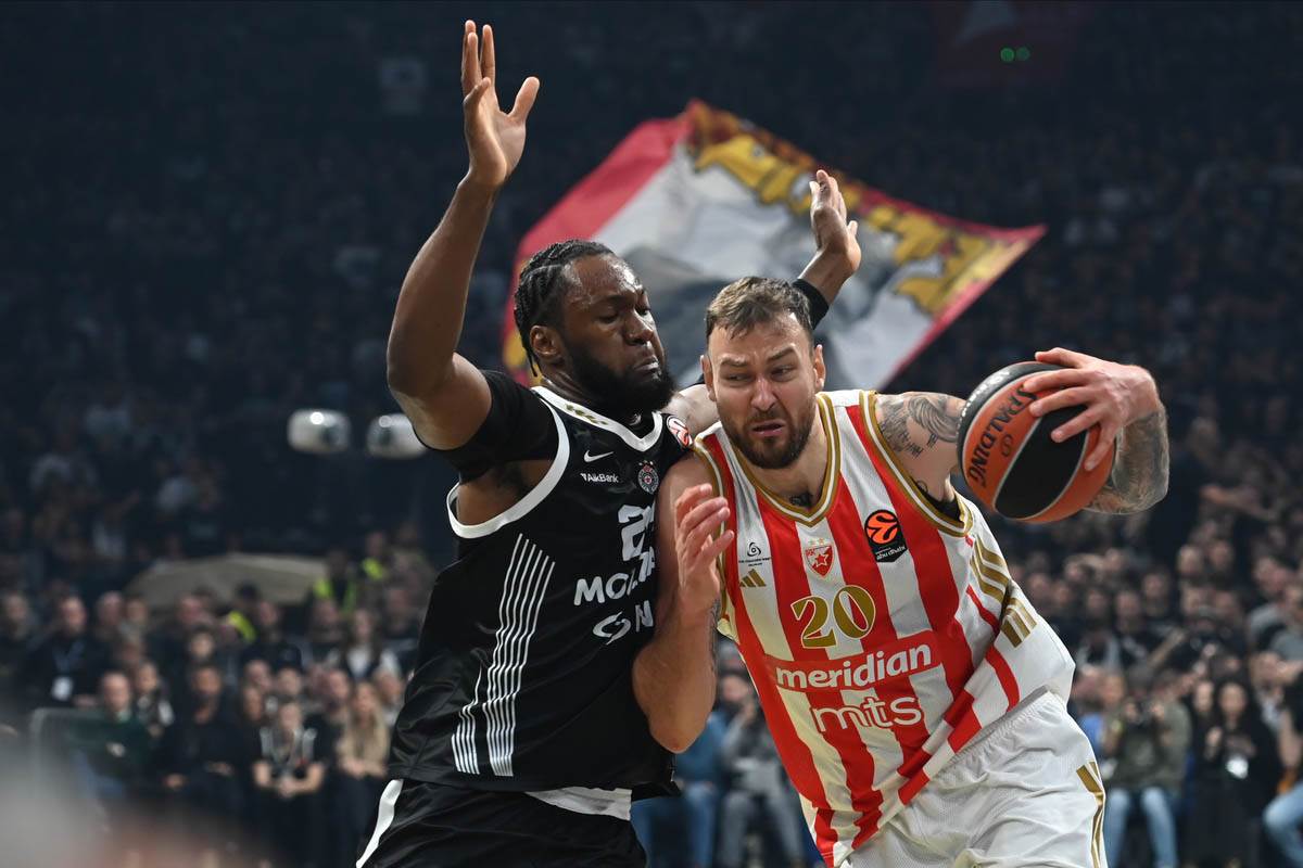 Partizan - Crvena Zvezda (3).jpg