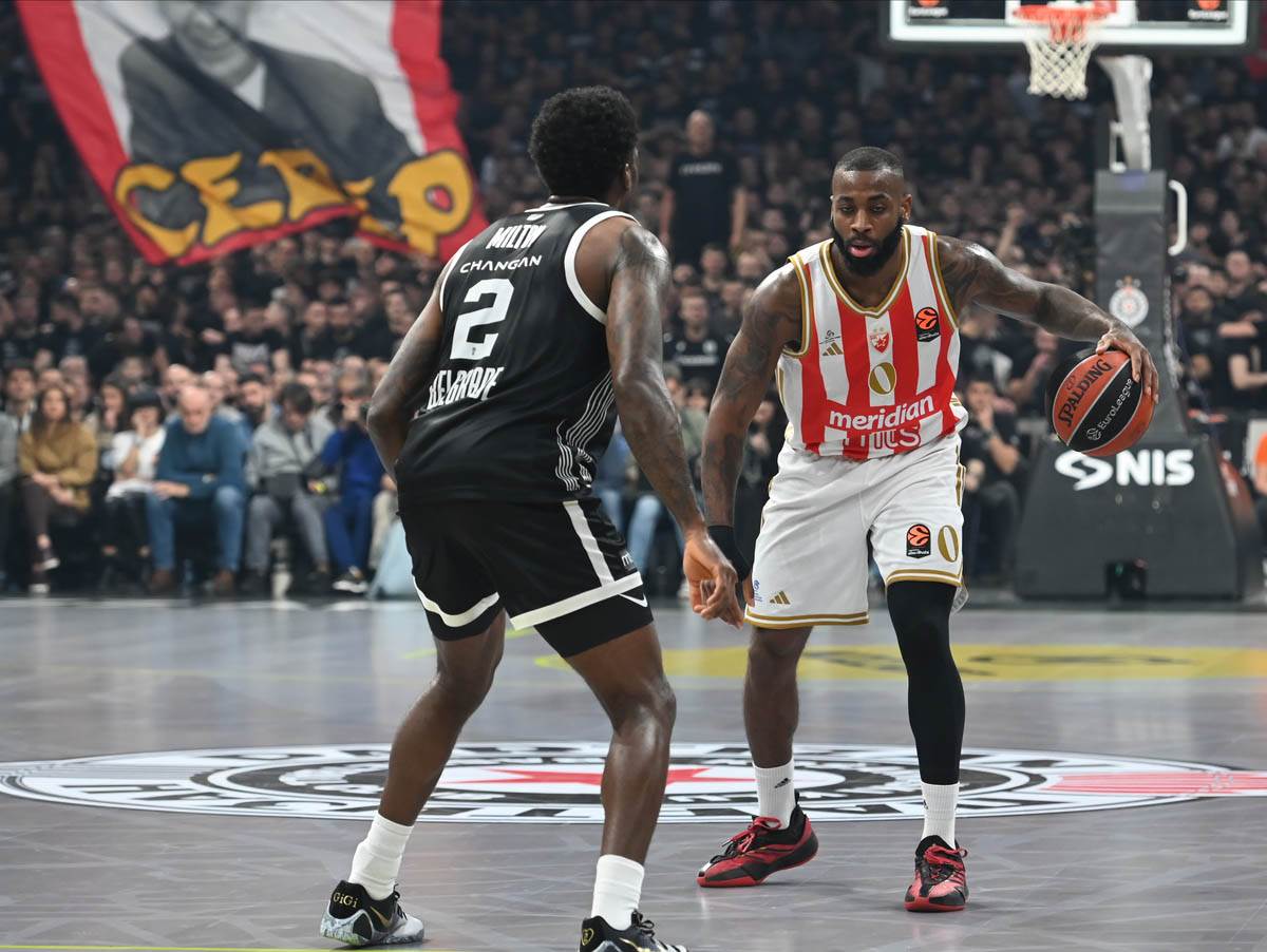 Partizan - Crvena Zvezda (7).jpg