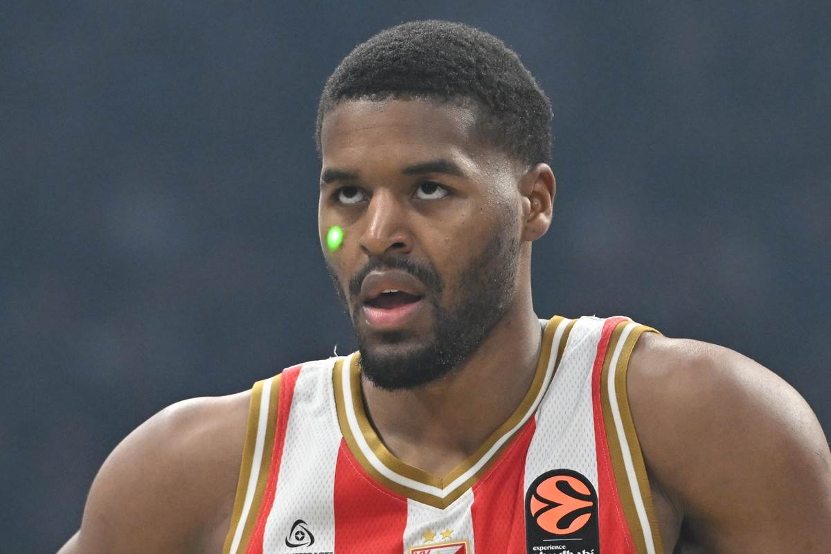 Džered Batler plejmejker Zvezde gleda u semafor