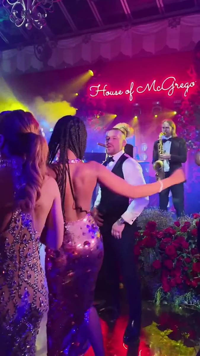 Konor Mekgregor venčanje (4).jpg