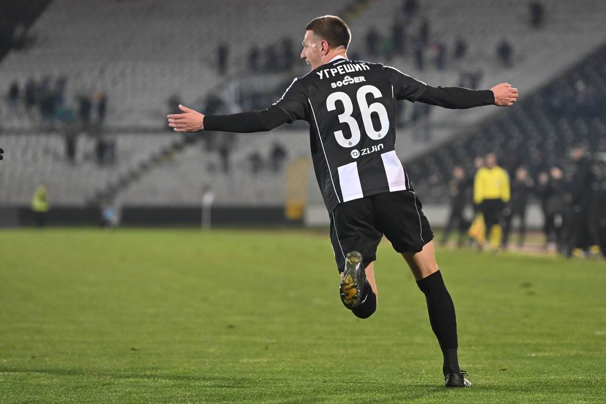 Partizan - Napredak (4).jpg