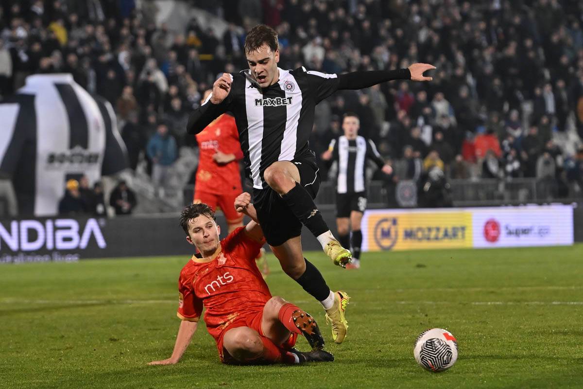 Partizan - Napredak (10).jpg