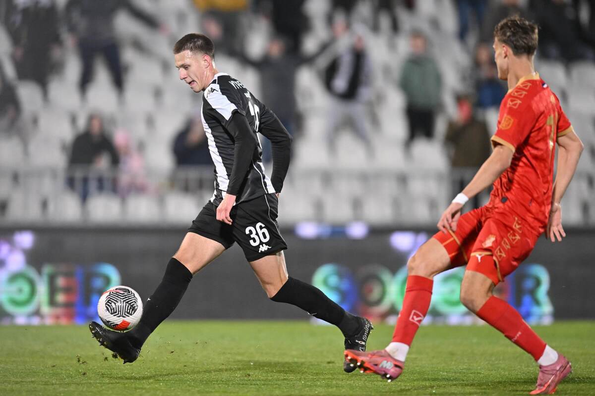 Partizan - Napredak (3).jpg