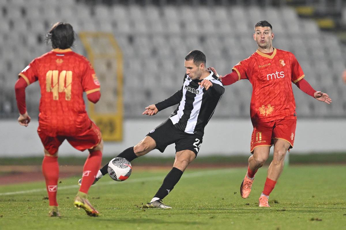 Partizan - Napredak (4).jpg