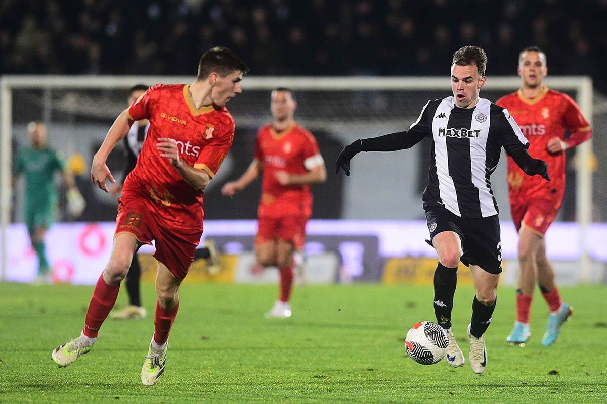 Partizan - Napredak (8).jpg