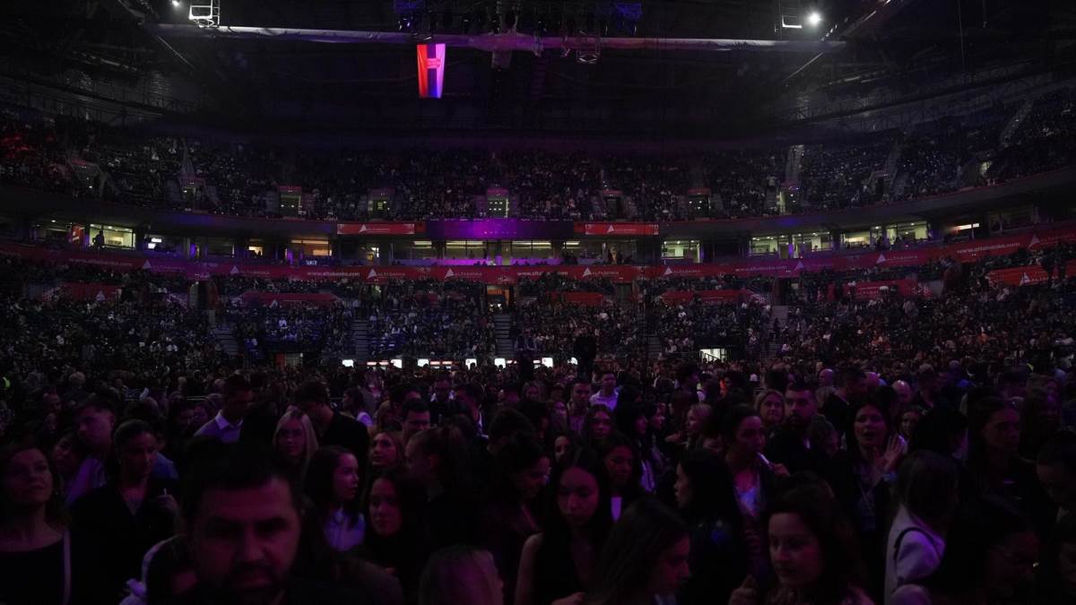 Vlado Georgiev, drugi koncert u Beogradskoj areni (6).jpg