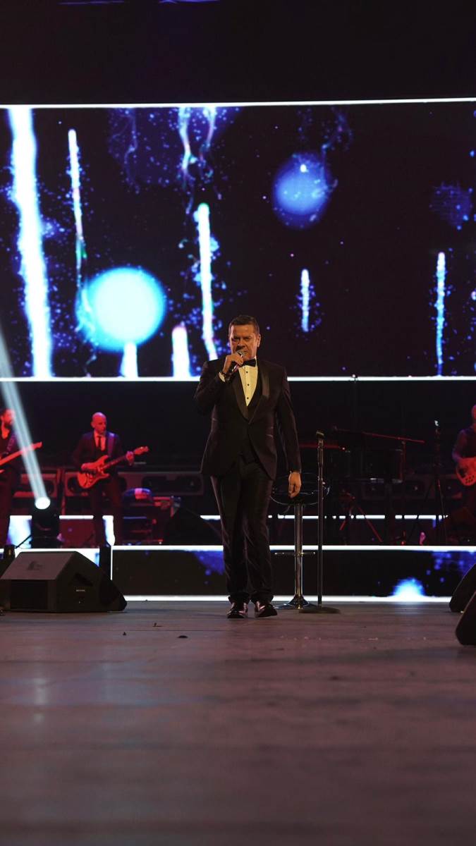 Vlado Georgiev, drugi koncert u Beogradskoj areni (7).jpg