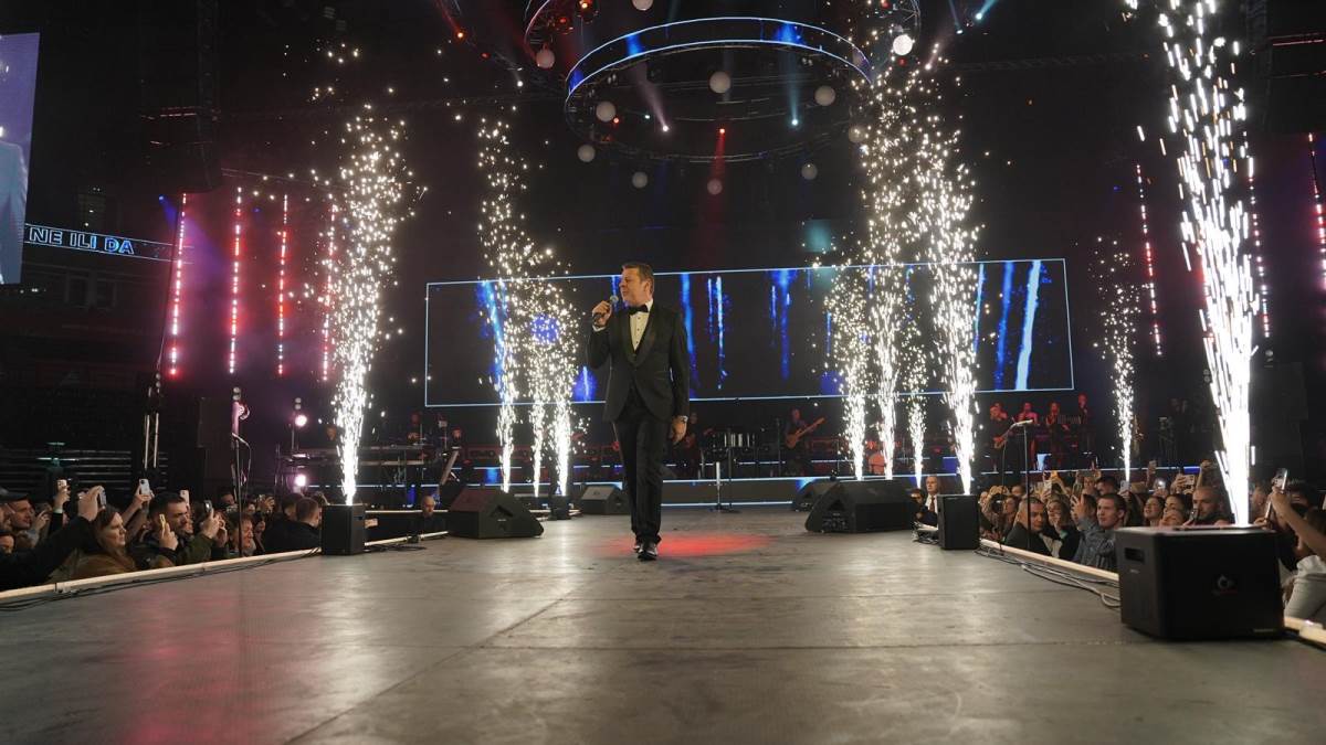 Vlado Georgiev, drugi koncert u Beogradskoj areni (14).jpg