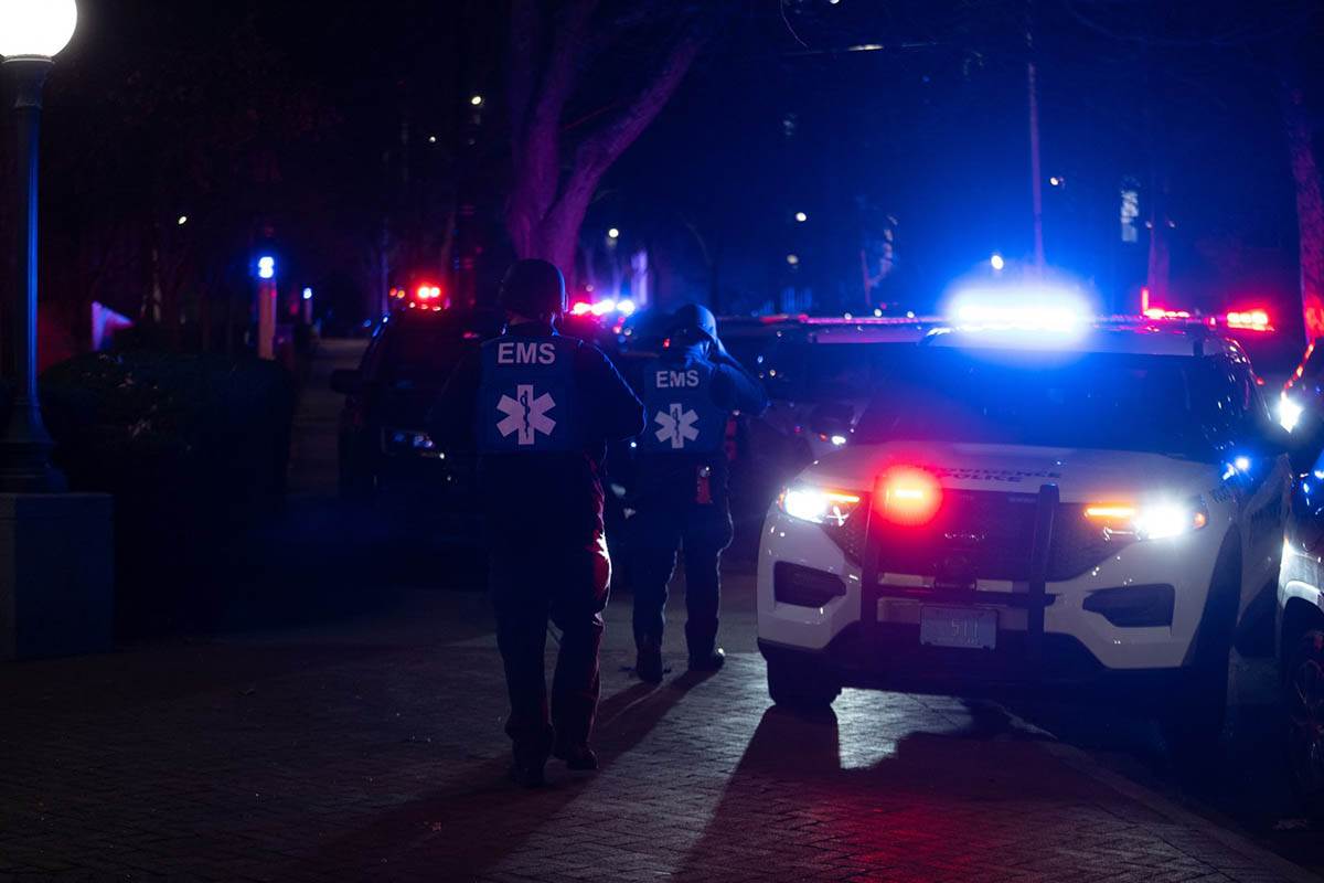 Pucnjava na Univerzitetu Braun (1).jpg